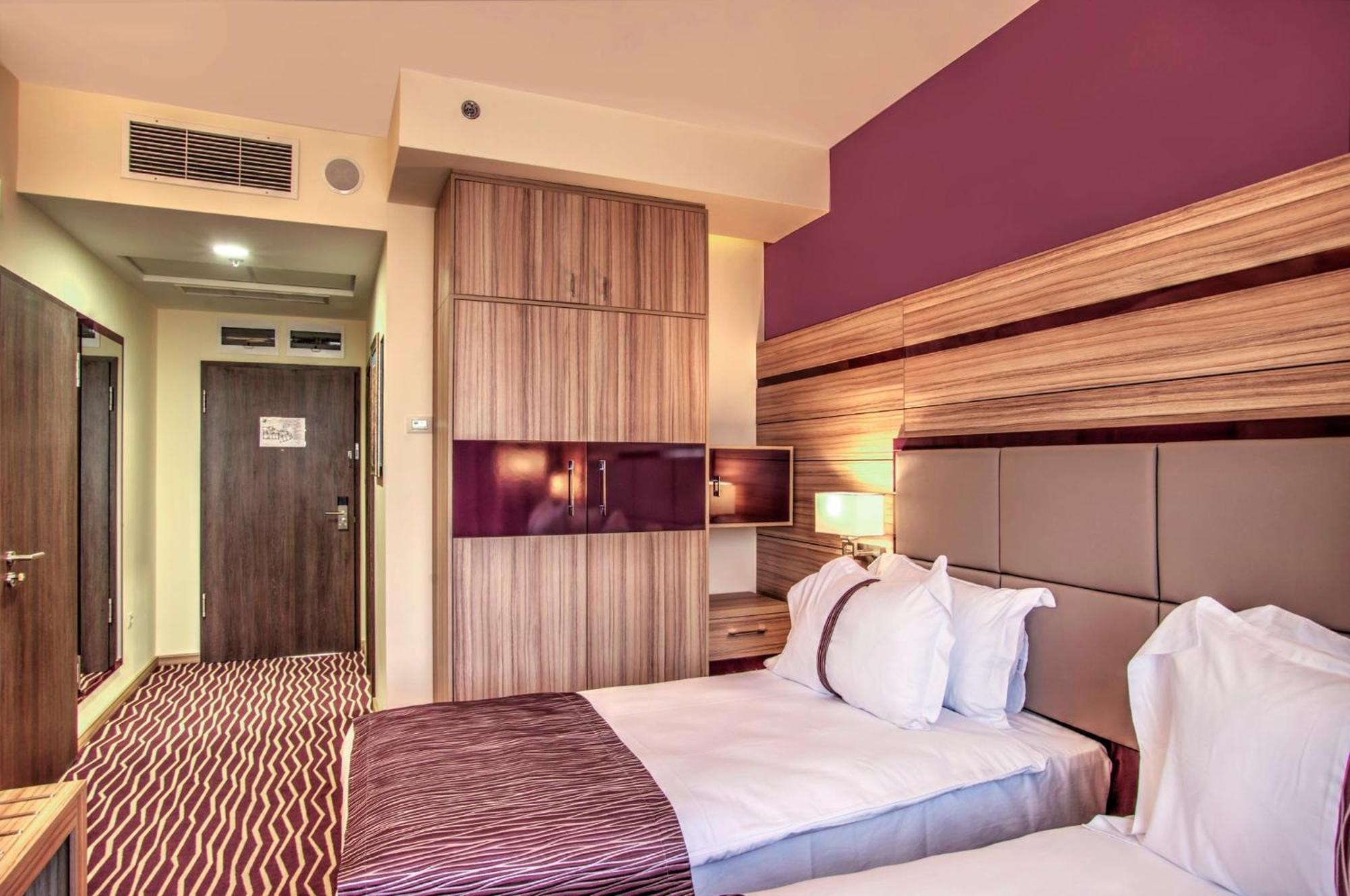 Holiday Inn Plovdiv By Ihg Extérieur photo